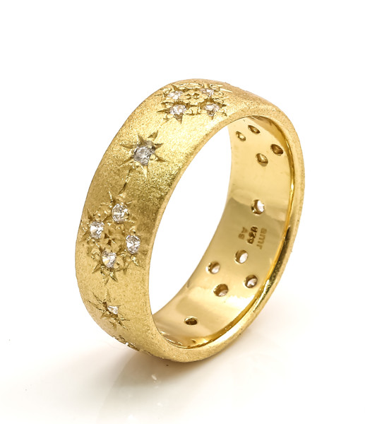Immagine di Multi Zirkonia Star 7mm Ring mit CZ, Silber vergoldet
