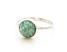Vedere dettagli per Amazzonite sfaccettata. anello cabochon 10 mm, argento 925 Immagine di Amazzonite sfaccettata. anello cabochon 10 mm, argento 925