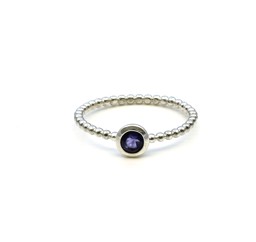 Vedere dettagli per Anello "34 perle" in iolite Cab. 5mm, argento 925 Immagine di Anello "34 perle" in iolite Cab. 5mm, argento 925