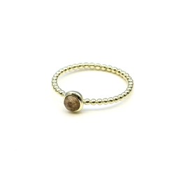 Vedere dettagli per Anello "34 perle" in legno fossile cab. 5 mm, argento 925 placcato oro Immagine di Anello "34 perle" in legno fossile cab. 5 mm, argento 925 placcato oro