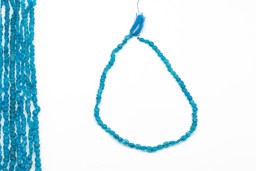 Vedere dettagli per Filo di Apatite ovale barocca 5-7x8-10mm Immagine di Filo di Apatite ovale barocca 5-7x8-10mm