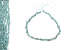 Vedere dettagli per Apatite sfaccettata. Nuggets 6 mm a filo Immagine di Apatite sfaccettata. Nuggets 6 mm a filo