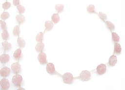 Vedere dettagli per Fiore di quarzo rosa 18x10mm a filo Immagine di Fiore di quarzo rosa 18x10mm a filo