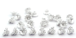 Vedere dettagli per Tappi di perle "Flowers", argento chiaro 925 Immagine di Tappi di perle "Flowers", argento chiaro 925