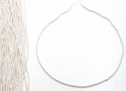 Vedere dettagli per Agata bianca sfaccettata. Perline tonde 2mm Immagine di Agata bianca sfaccettata. Perline tonde 2mm