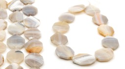 Vedere dettagli per Filo di Agata "fantasia sfaccettata Immagine di Filo di Agata "fantasia sfaccettata