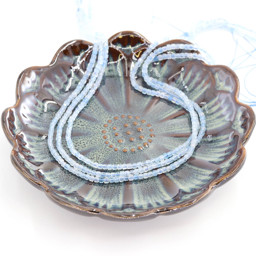 Vedere dettagli per Acquamarina sfaccettata. Cubo 2 mm a filo Immagine di Acquamarina sfaccettata. Cubo 2 mm a filo