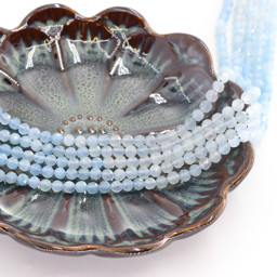 Vedere dettagli per Acquamarina sfaccettata. Perline tonde 4 mm standard Immagine di Acquamarina sfaccettata. Perline tonde 4 mm standard