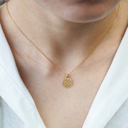 Vedere dettagli per "Il sole in tasca". Collana. Topazio. Argento 925 placcato oro Immagine di "Il sole in tasca". Collana. Topazio. Argento 925 placcato oro