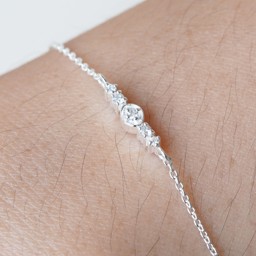 Vedere dettagli per "Stella d'oro". CZ. Bracciale. Argento 925  Immagine di "Stella d'oro". CZ. Bracciale. Argento 925