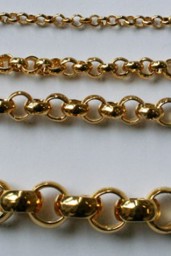 Vedere dettagli per Catena Rolo argentata placcata oro 3x1mm Immagine di Catena Rolo argentata placcata oro 3x1mm