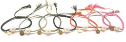 Vedere dettagli per Perline 10 mm con bracciale in cordoncino. 6 colori Immagine di Perline 10 mm con bracciale in cordoncino. 6 colori