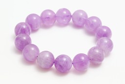 Vedere dettagli per Bracciale di perline tonde di ametista 14 mm (lavanda) Immagine di Bracciale di perline tonde di ametista 14 mm (lavanda)
