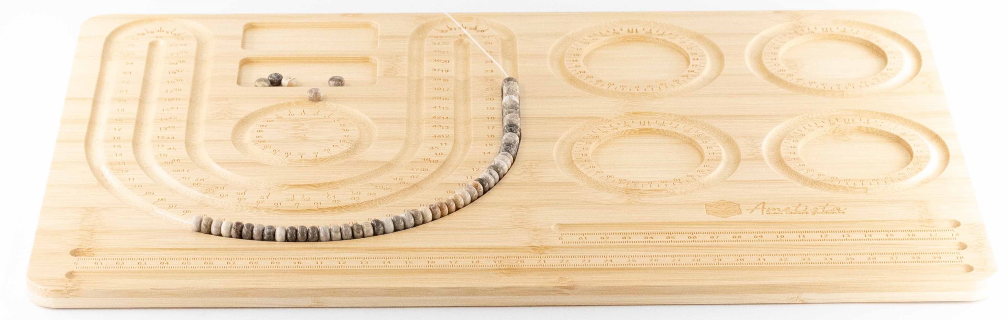 Bild von Bambus Brett für Armband/Lange Ketten Produktion 44x28.5cm
