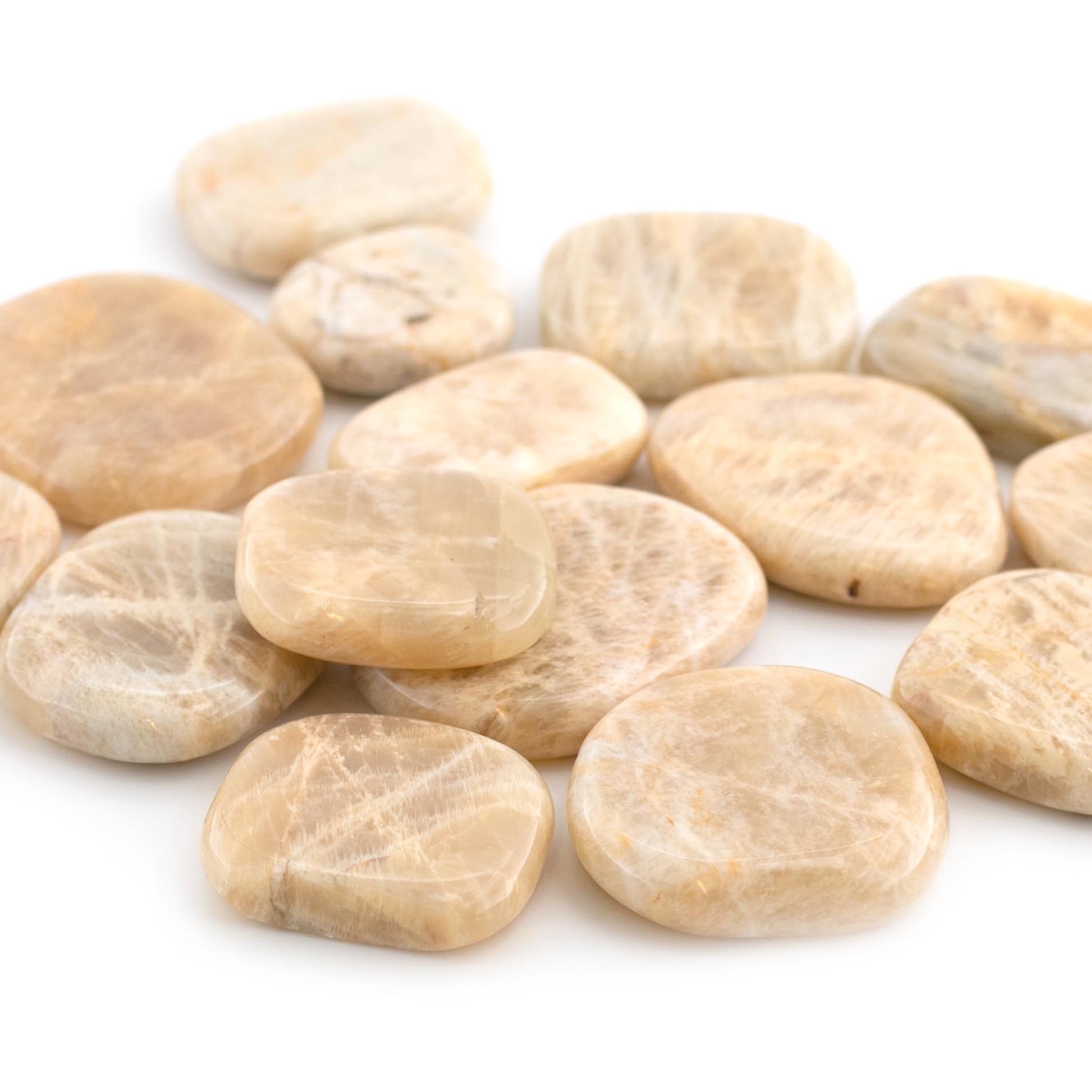 Bild von Mondstein beige Handschmeichler (VE: 250g)