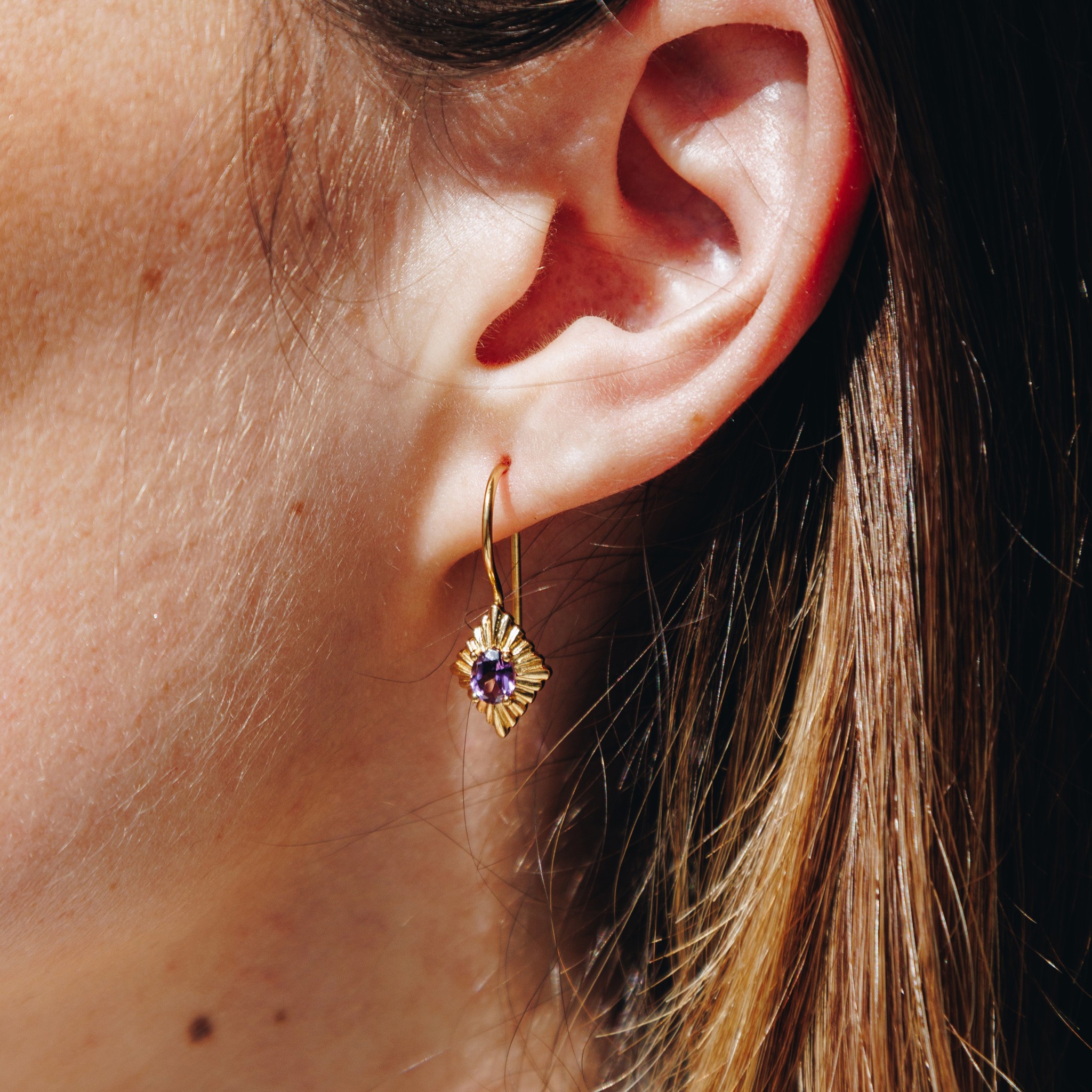 Image de "art-déco". Améthyste. Boucles d'oreilles. Argent 925-Doré