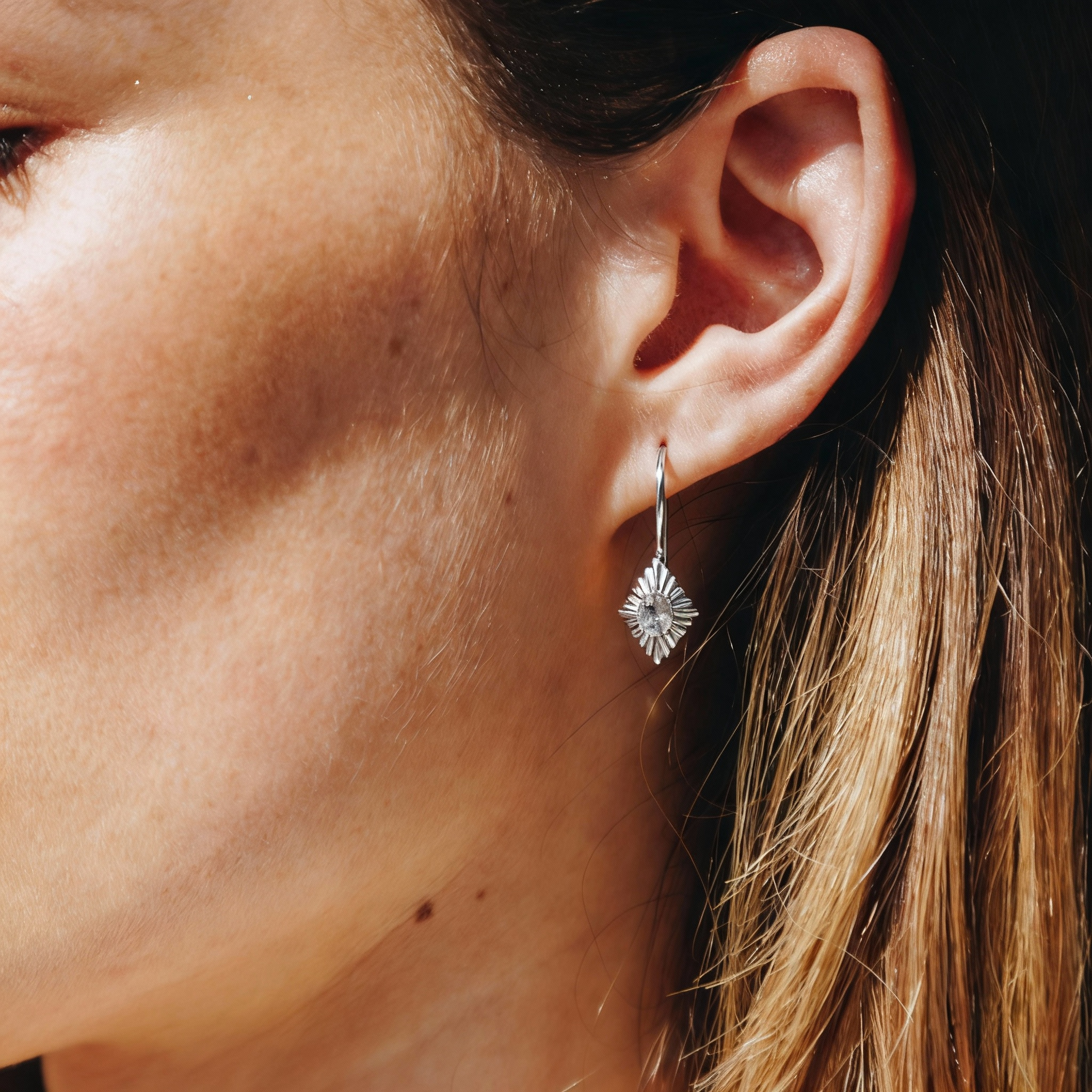 Image de "art-déco". Labradorite. Boucles d'oreilles. Argent 925